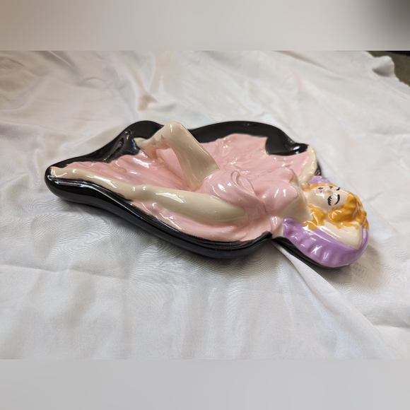 🎩1950s Pin Up Beauty MCM 11" Ashtray - Blonde/Pink Dress - Vintage - Picture 8 of 13